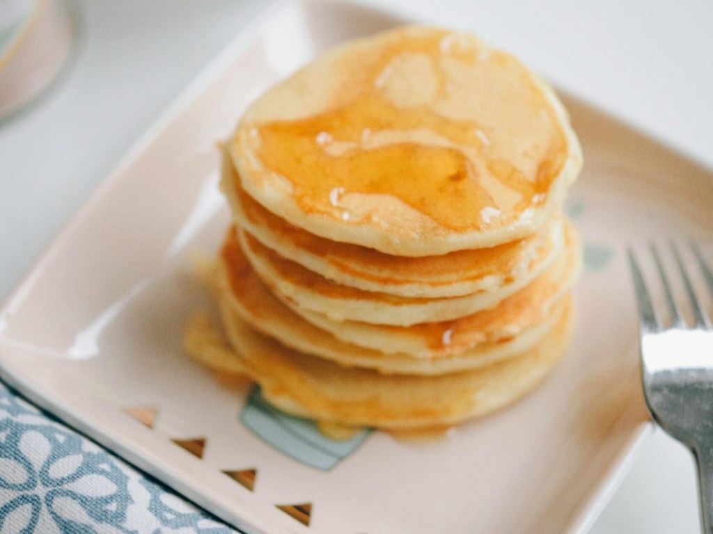 Martha Stewart’s Quick & Easy Pancake Recipe Only Takes 5 Min to Prep Martha Stewart's Quick & Easy Pancake Recipe Only Takes 5 Min to Prep