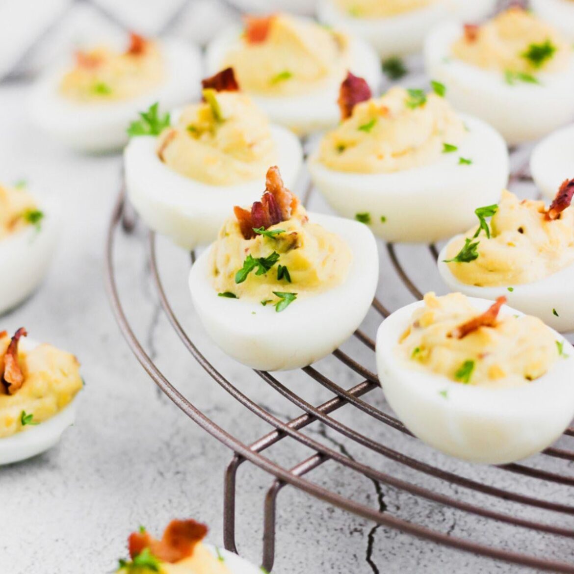 Bacon Deviled Eggs; when my favorite breakfast combo becomes an appetizer