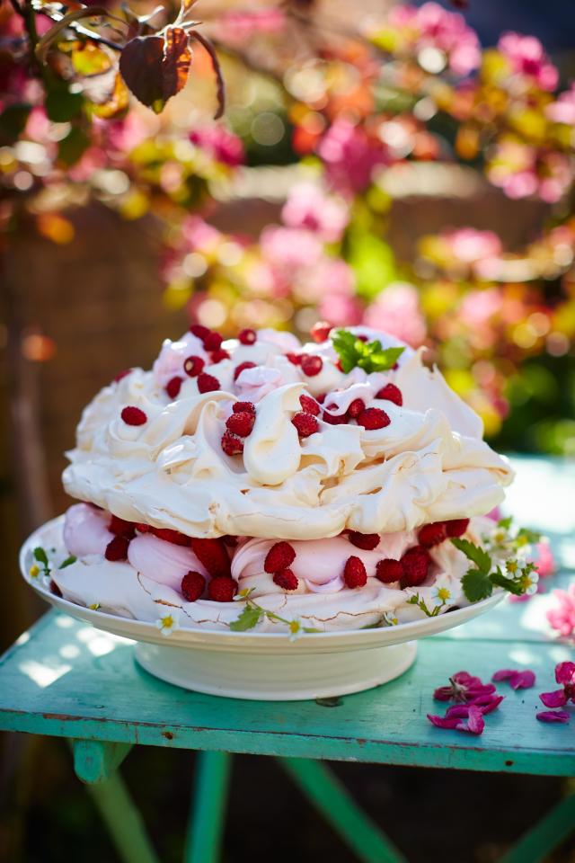  Make a show-stopping pudding like meringues in advance - paired with fruit they’ll be delicious