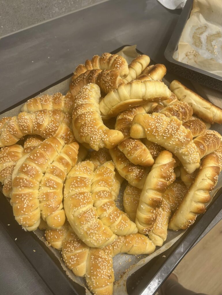 Tried baking for the first time - it worked 🙈