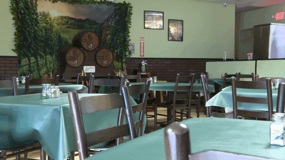 Greenville County restaurant having to give food away