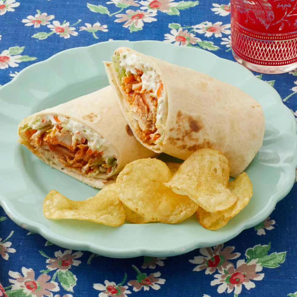 buffalo chicken wraps pool party food