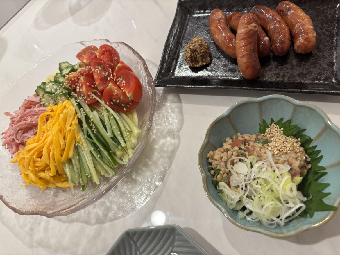 Hiyashi chuuka and friends