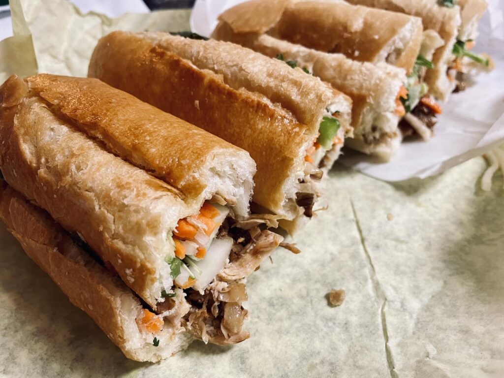 My Dung Bánh Mì, Chinatown