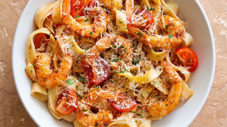 pasta with shrimp and cheese