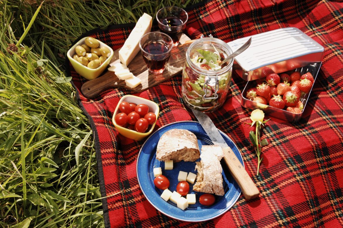 Culinary experience – picnics around the world Culinary experience - picnics around the world