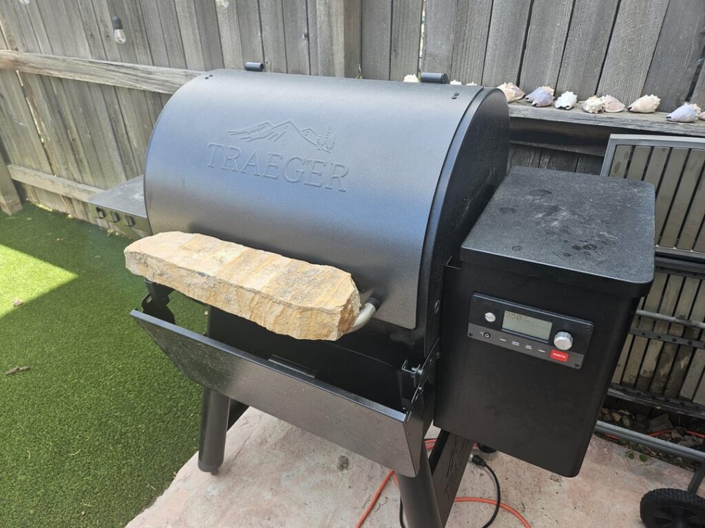 Lid not closing? Try Traeger Rock!