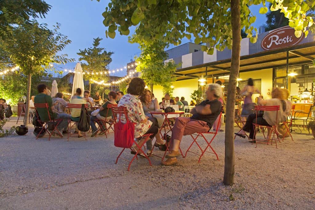 RESTAURANTS / Dining Al Fresco in Rome