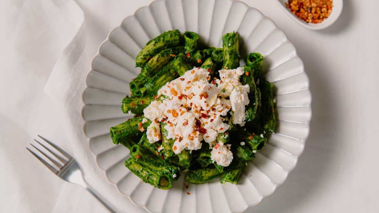 Green rigatoni