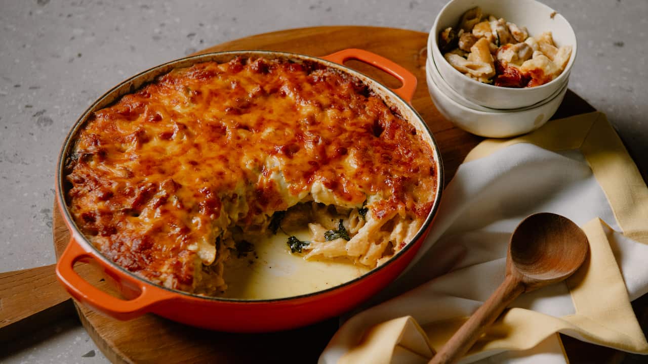 Japanese chicken gratin pasta