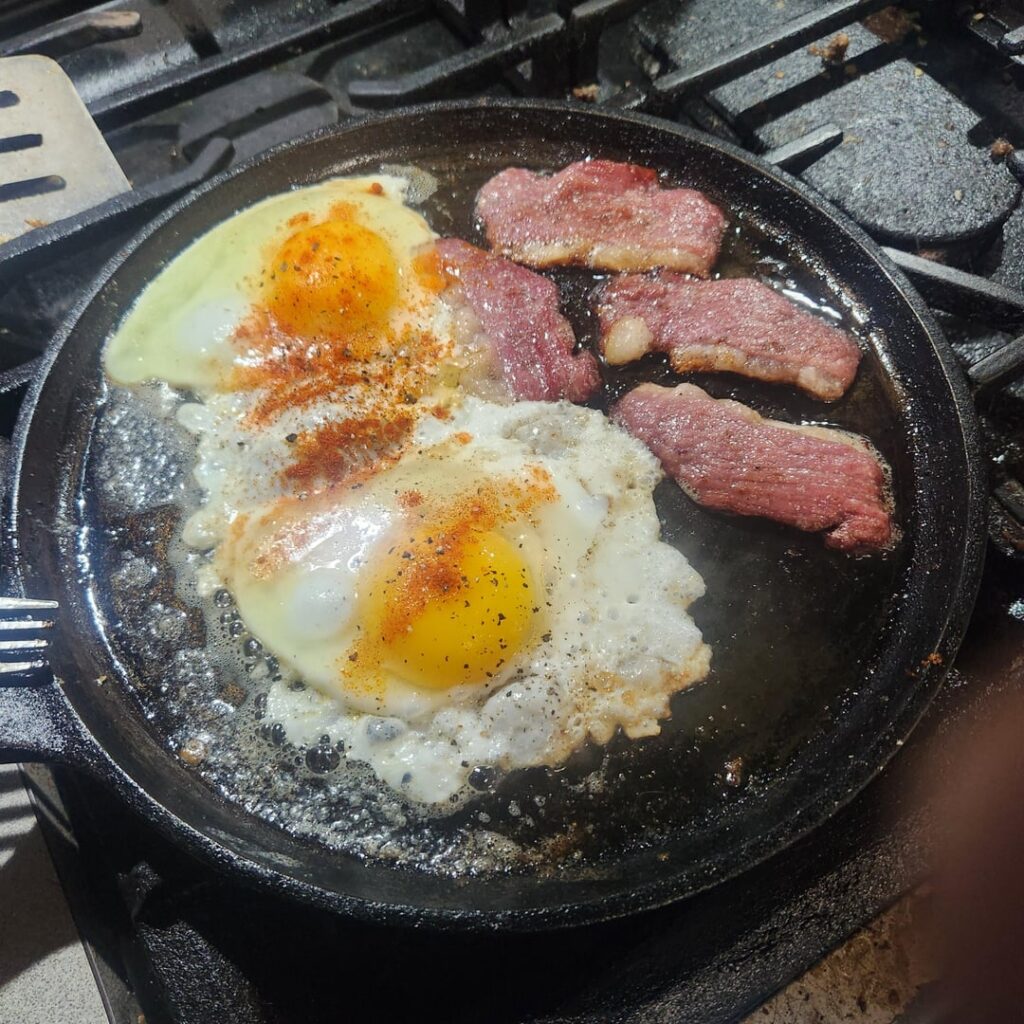 Think this is around 3k calories?