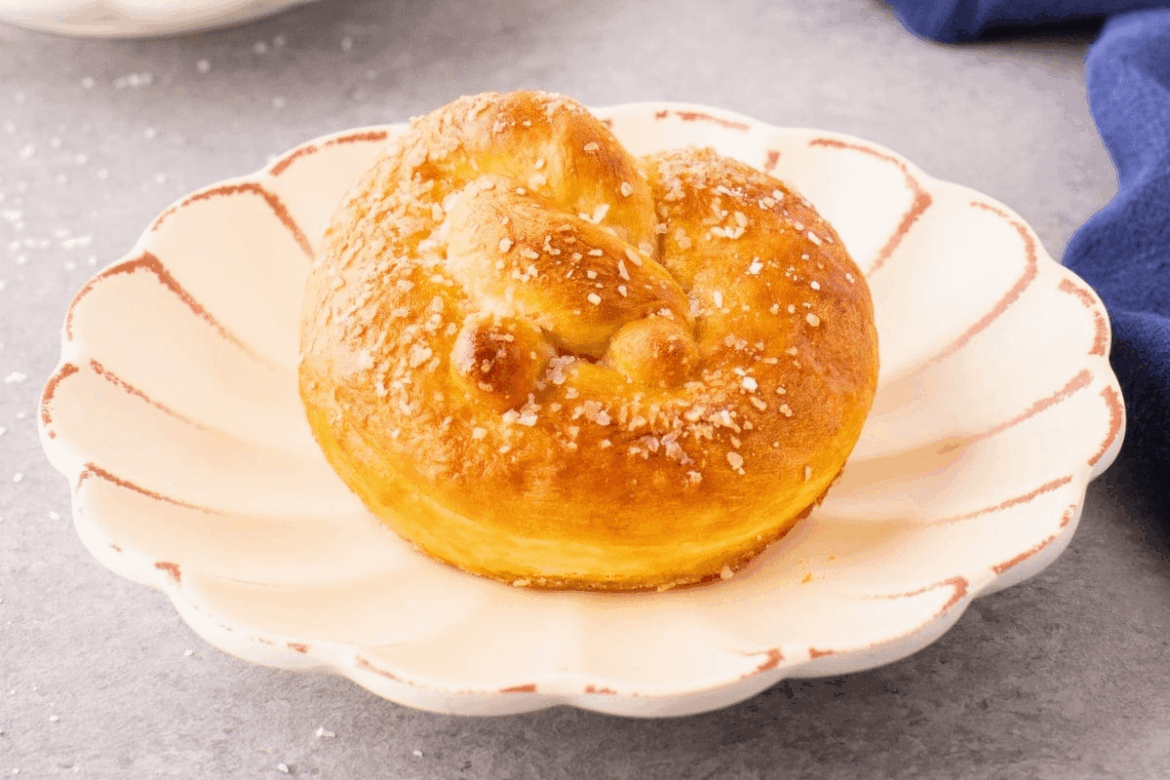 Easy Homemade Pretzels Recipe