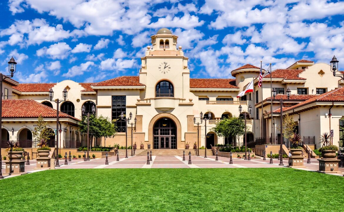 This Spanish-Style California Town Is One of the State’s Best-Kept Secrets