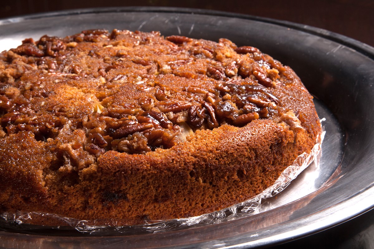 Dairy-Free Christmas Dessert Recipes - Apple Gingerbread Skillet Cake