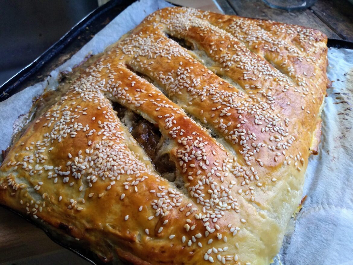 French onion soup pie