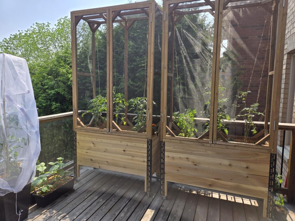 Built the wife some SIP Raised Planters, Turned out pretty good for our Tomato’s Built the wife some SIP Raised Planters, Turned out pretty good for our Tomato's