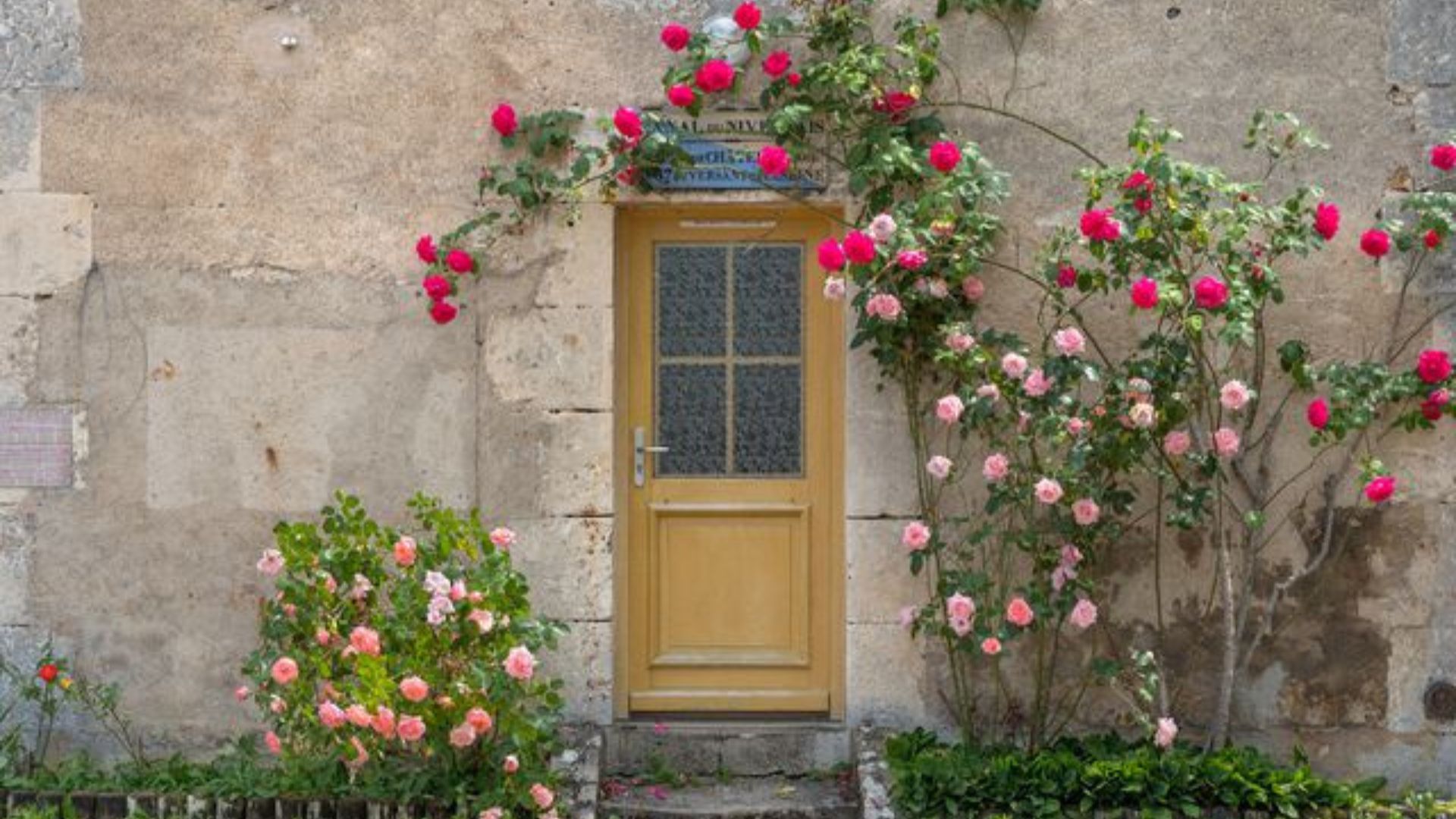 Lockkepper cottage 