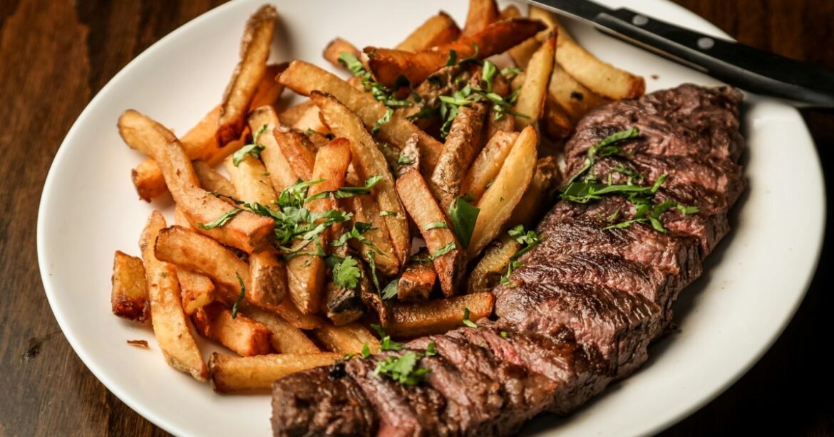 What is steak frites? Your new favorite comfort food What is steak frites? Your new favorite comfort food