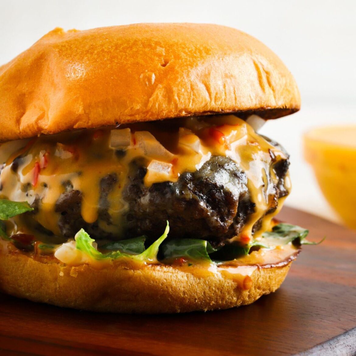 Bang Bang Sauce Burgers