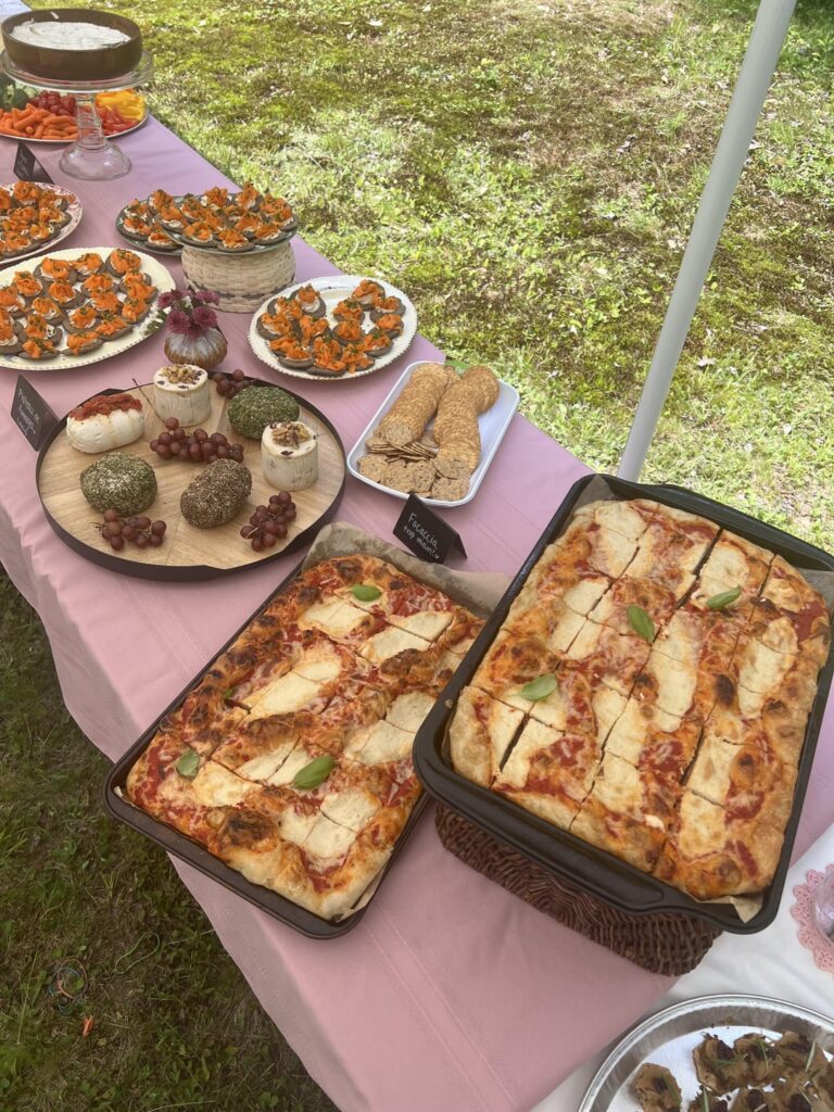 I did a vegan buffet for my friend’s baby shower 😍🥂