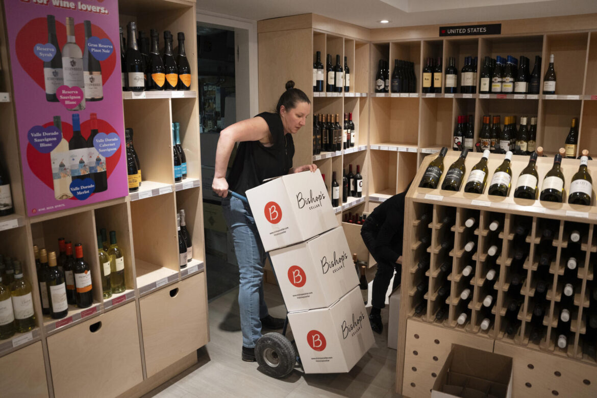 US wine, liquor removed from certain Canadian stores amid trade battle
