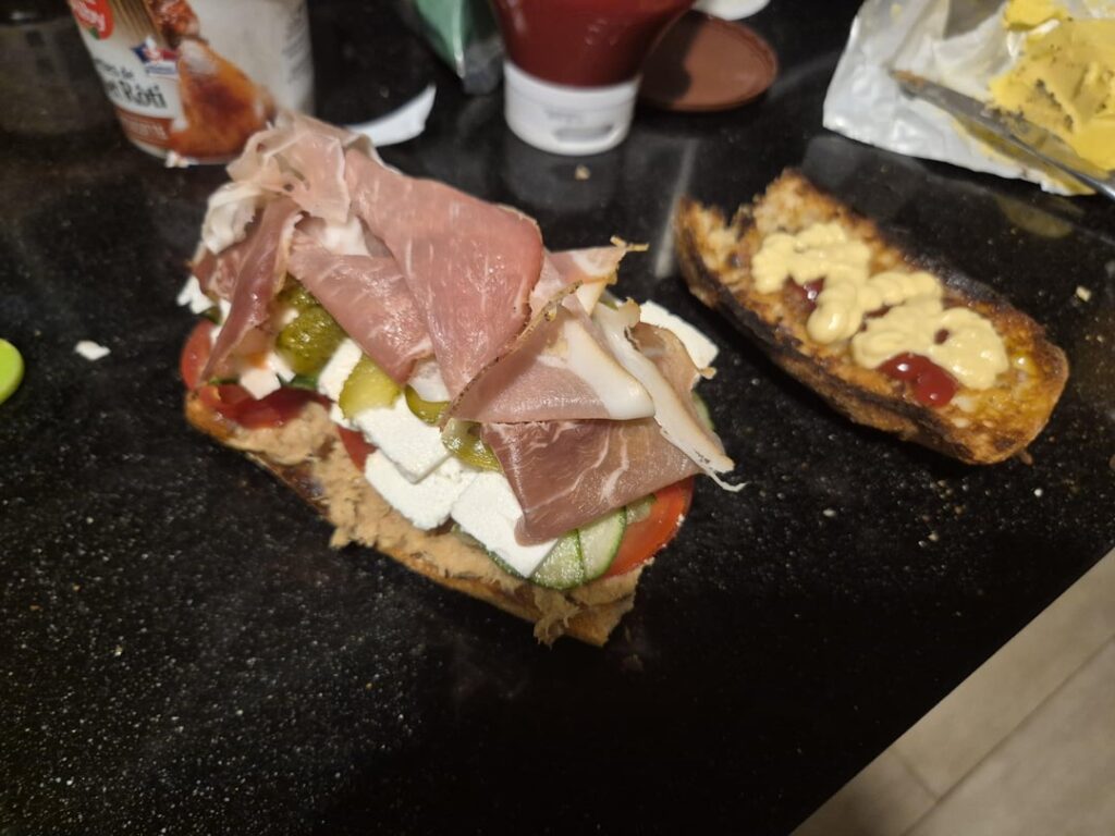 I wanted to share the sandwiche I made last night