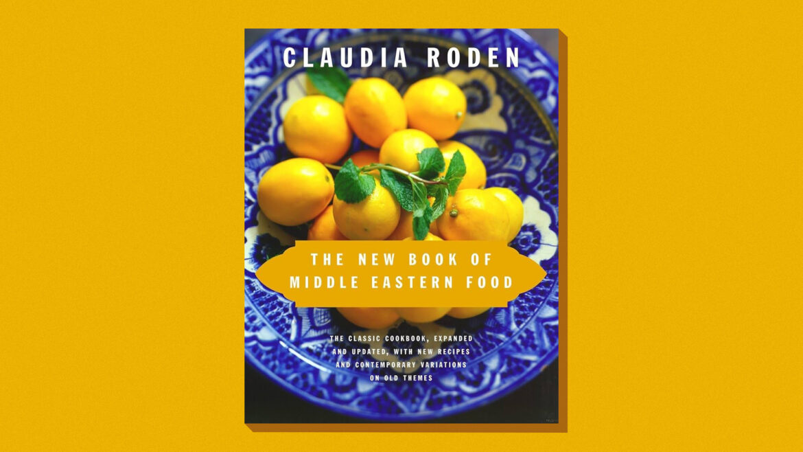 Book cover of 'The New Book of Middle Eastern Food' by Claudia Roden