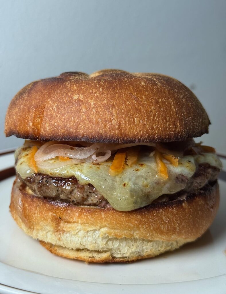 Nice start to the week - Smoked cheddar, burger sauce, pickled shallots, habanero, garlic confit.