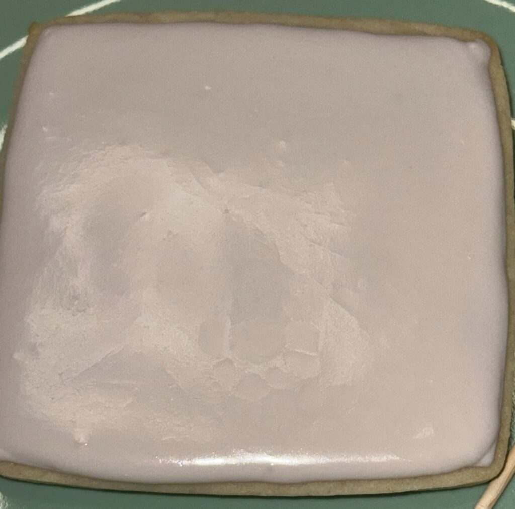 Has anyone noticed these differences between using regular powdered sugar (typically made with corn starch) and organic powdered sugar (typically made with tapioca starch)? Plus questions I have at the bottom