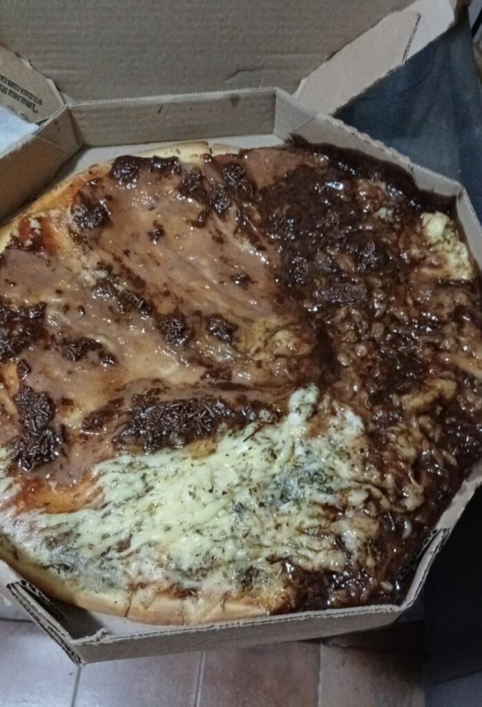 Half 4 cheeses, half chocolate (brigadeiro)