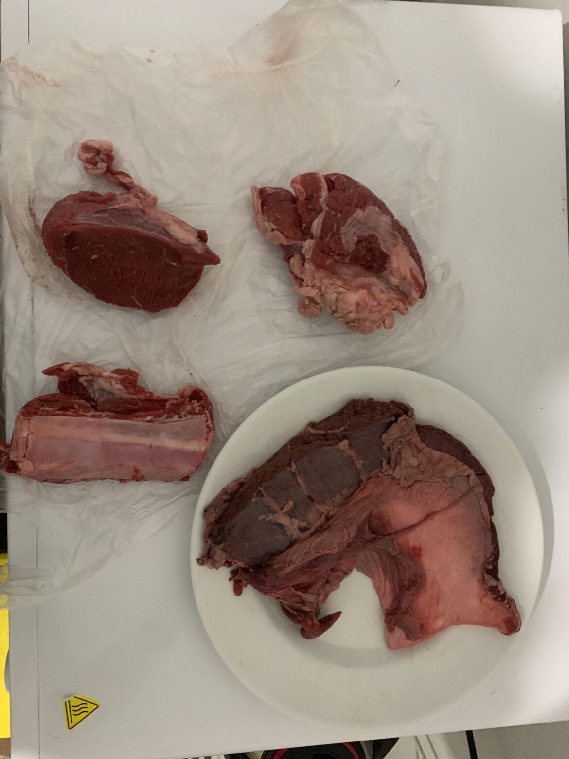 Which cuts of meat are these? Which cuts of meat are these?