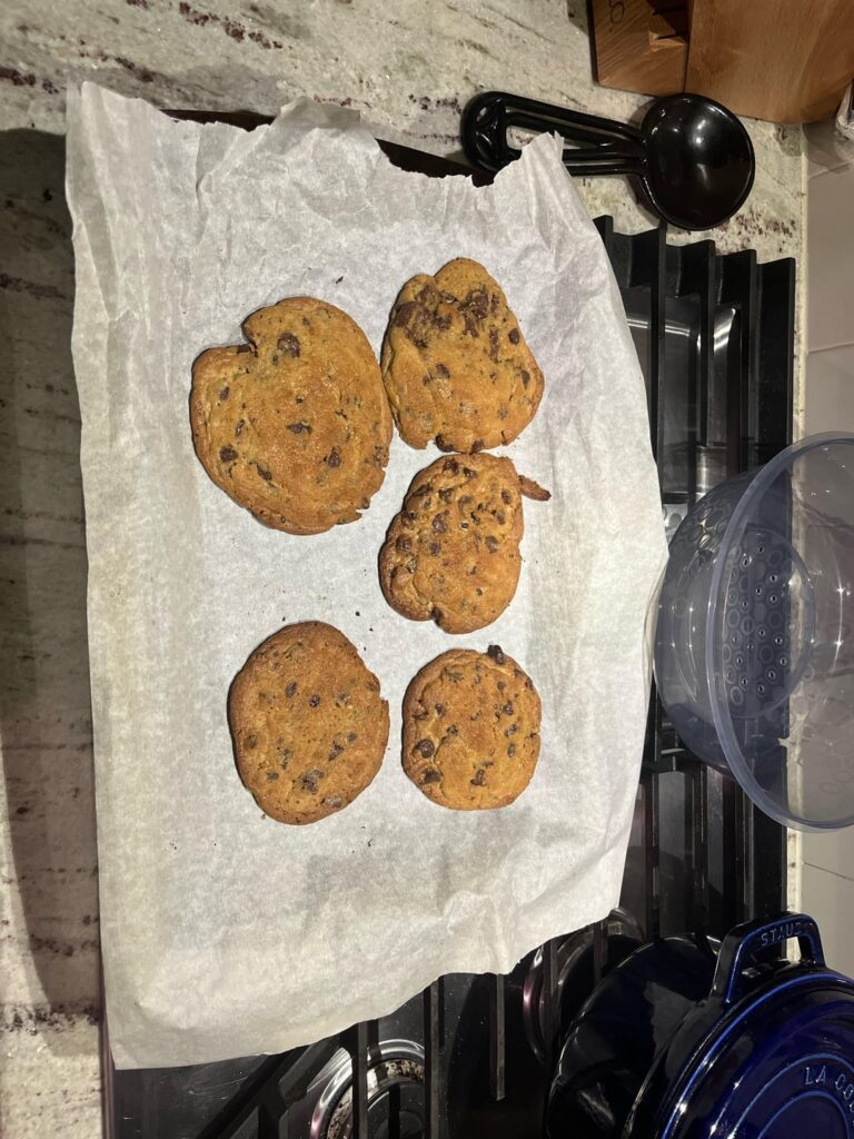 How to perfectly bake Tollhouse cookies