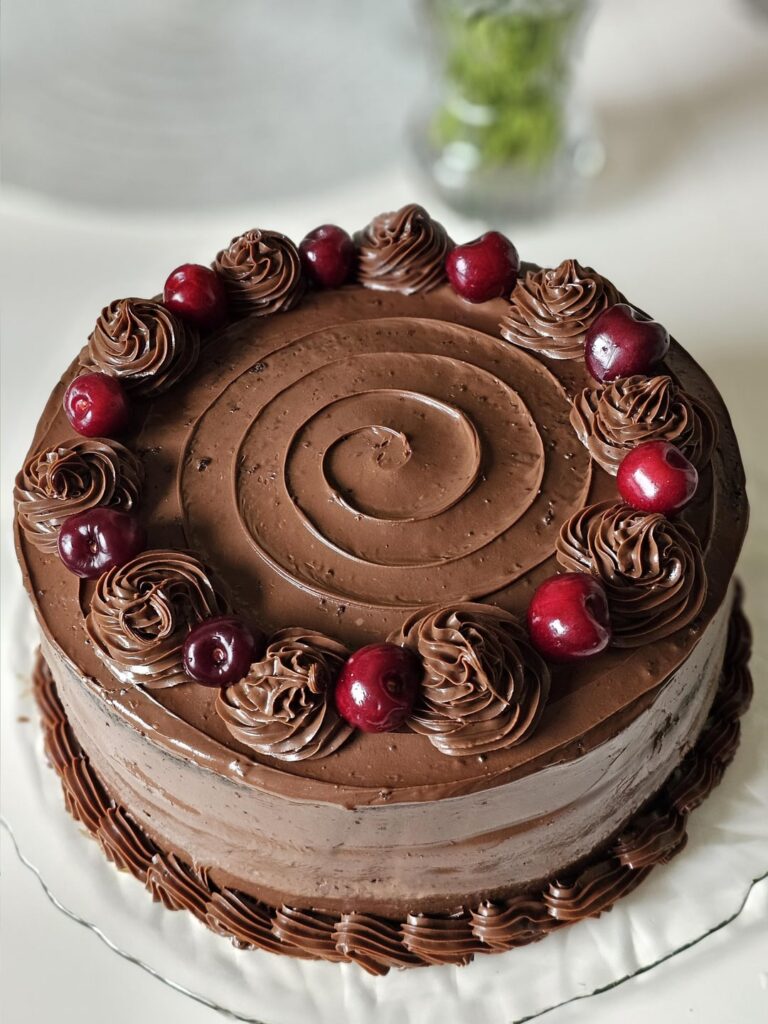 my boyfriend broke up with me so i bought myself flowers and baked a cake