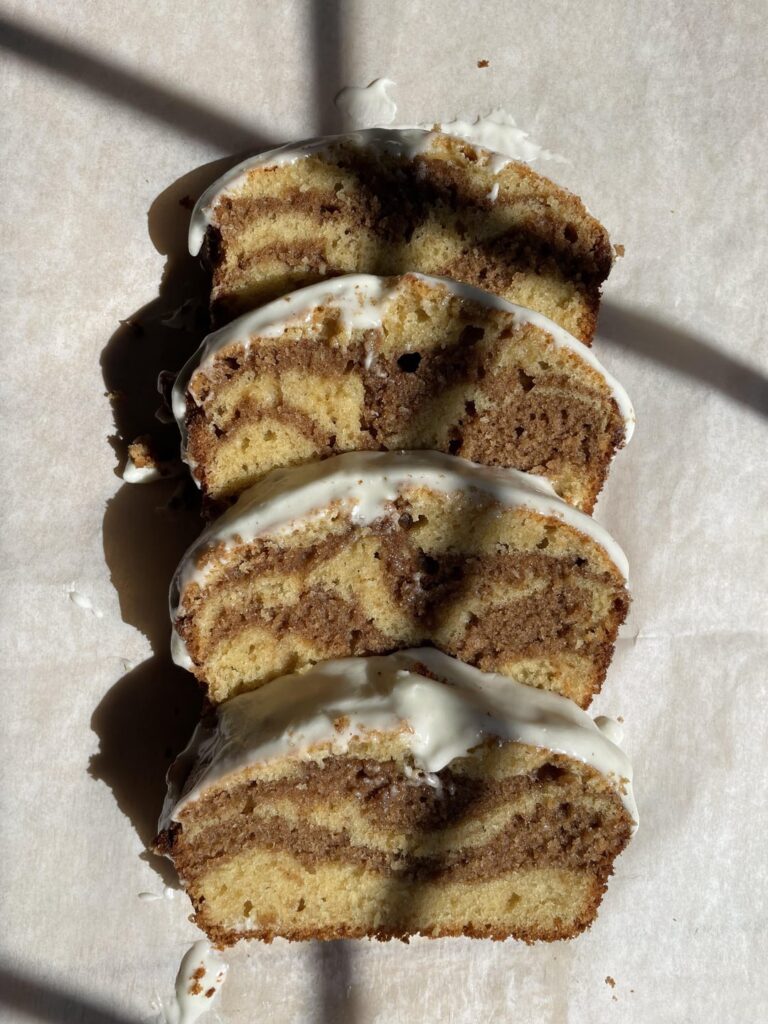 cinnamon roll pound cake!!