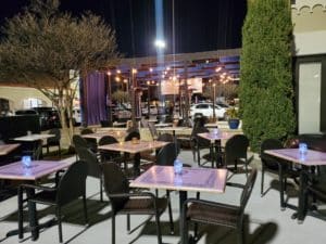 Outdoor patio at Ziziki’s in Dallas