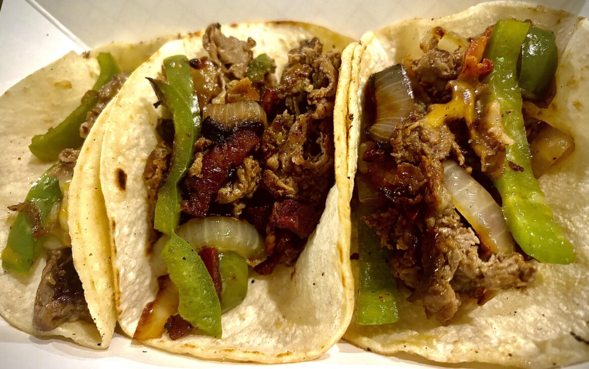 Some homemade tacos de alambre, the wife’s new fav