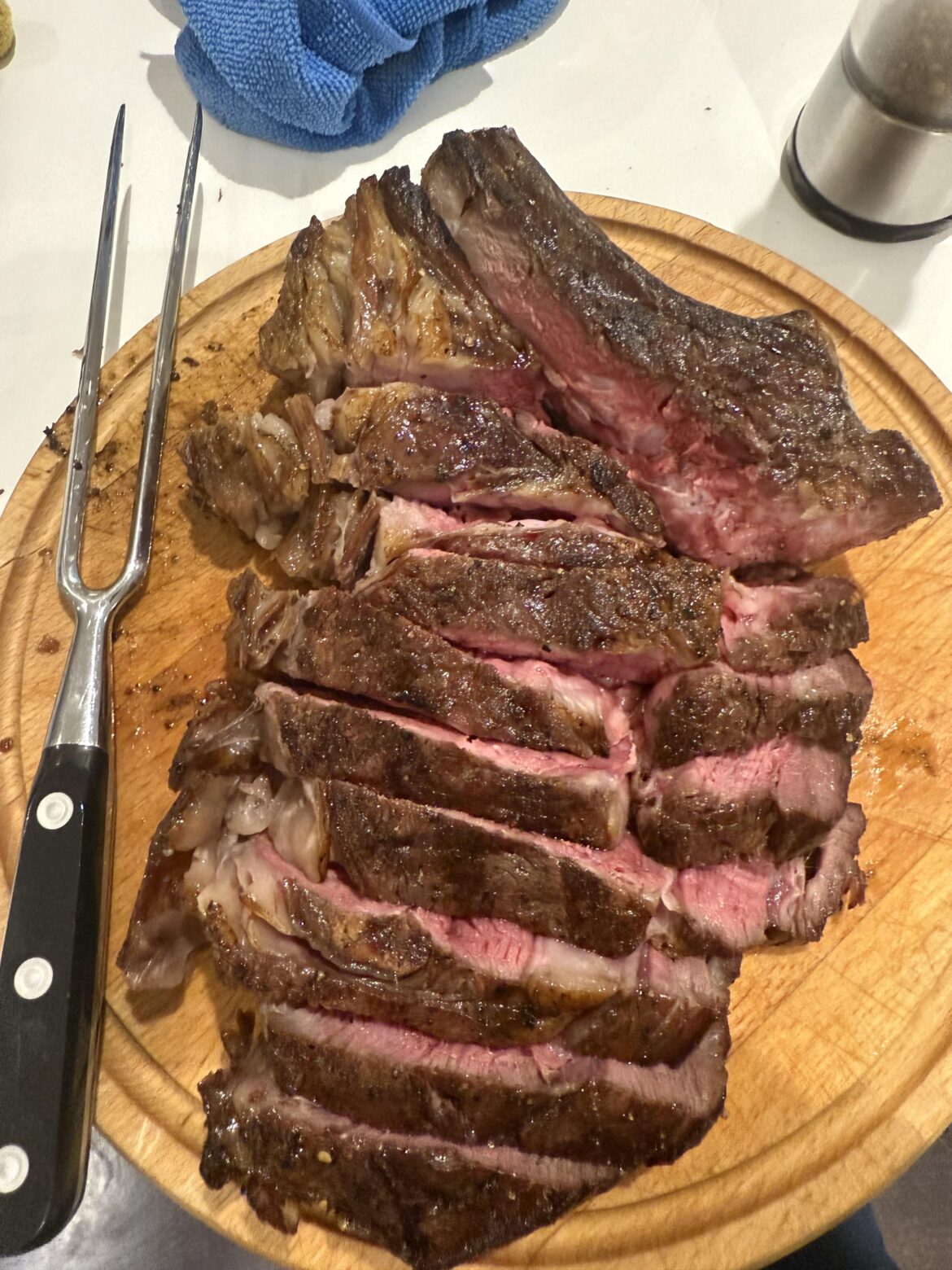 Think I did pretty well with this 1kg ribeye considering our meat thermometer was absolutely terrible
