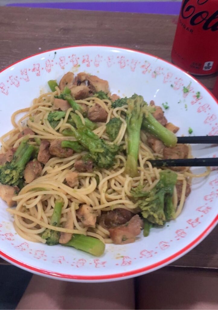 trader joes saves my lazy ass (once again) 440 cal and 46g protein