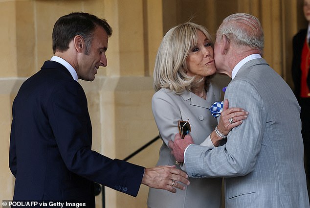 He also kissed her cheek as they returned to the entrance of Windsor Castle to part ways