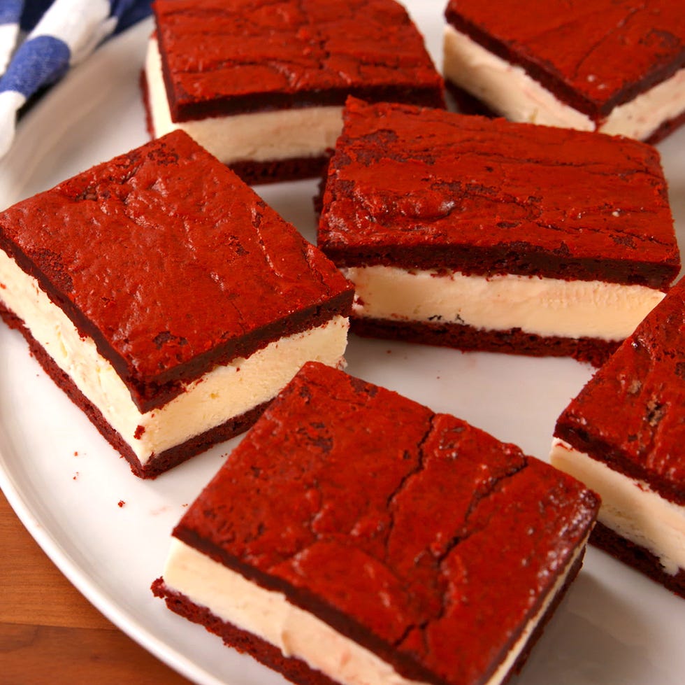 red velvet ice cream sandwiches