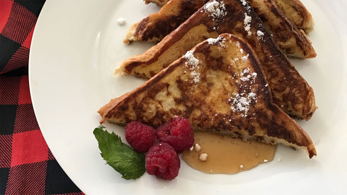 Bacon & Brie Stuffed French toast Bacon & Brie Stuffed French toast