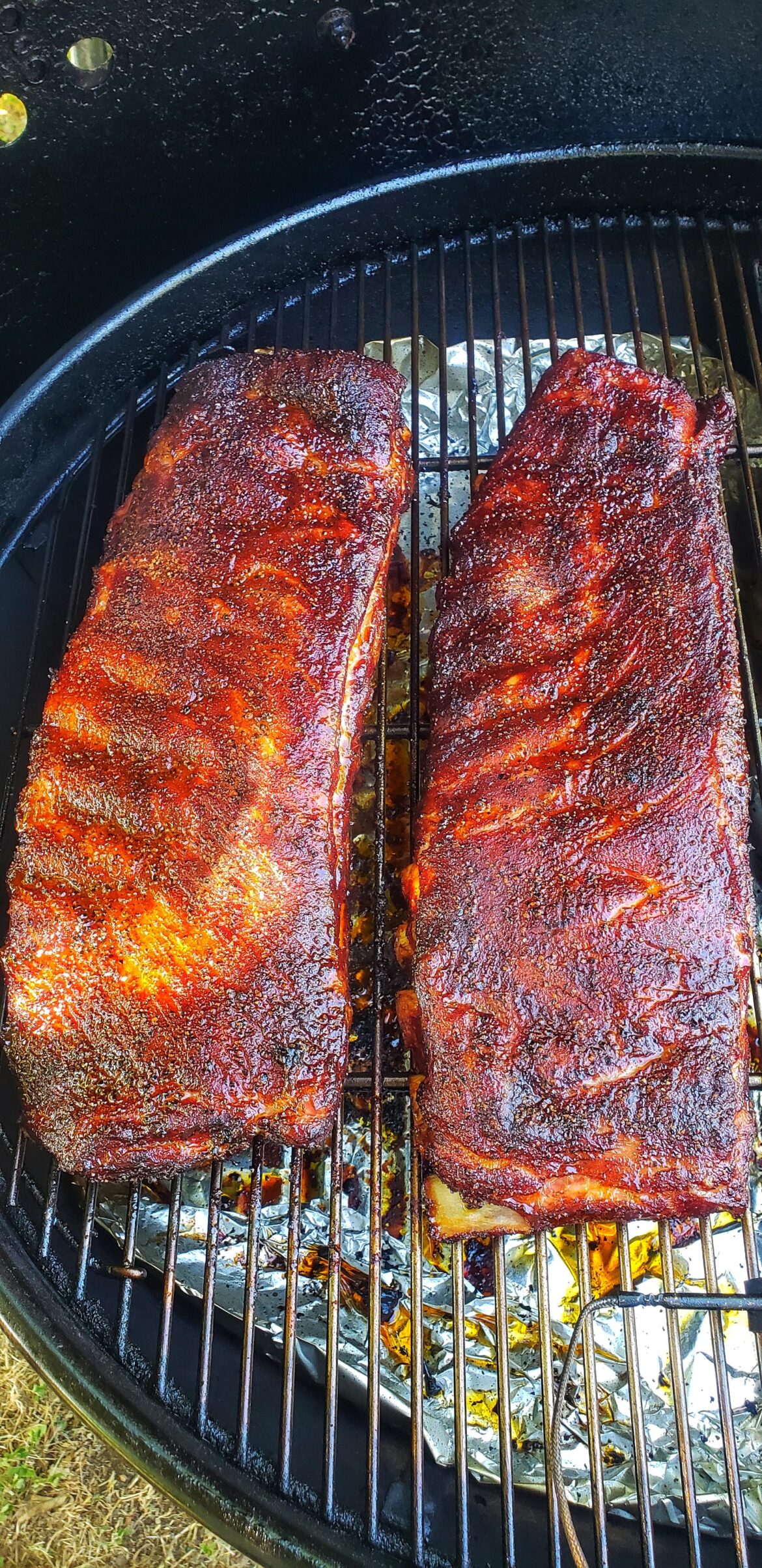 For your consideration, St Louis ribs on the Kettle