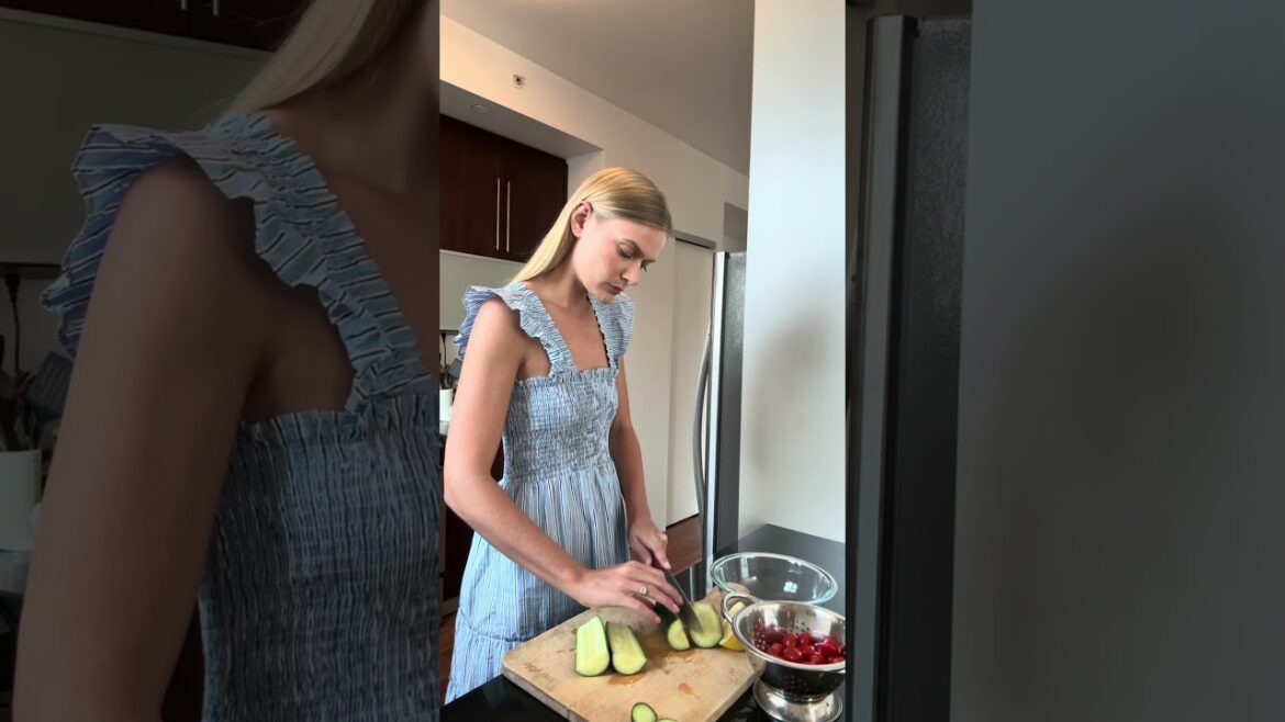 Easy Greek Shrimp Pitas