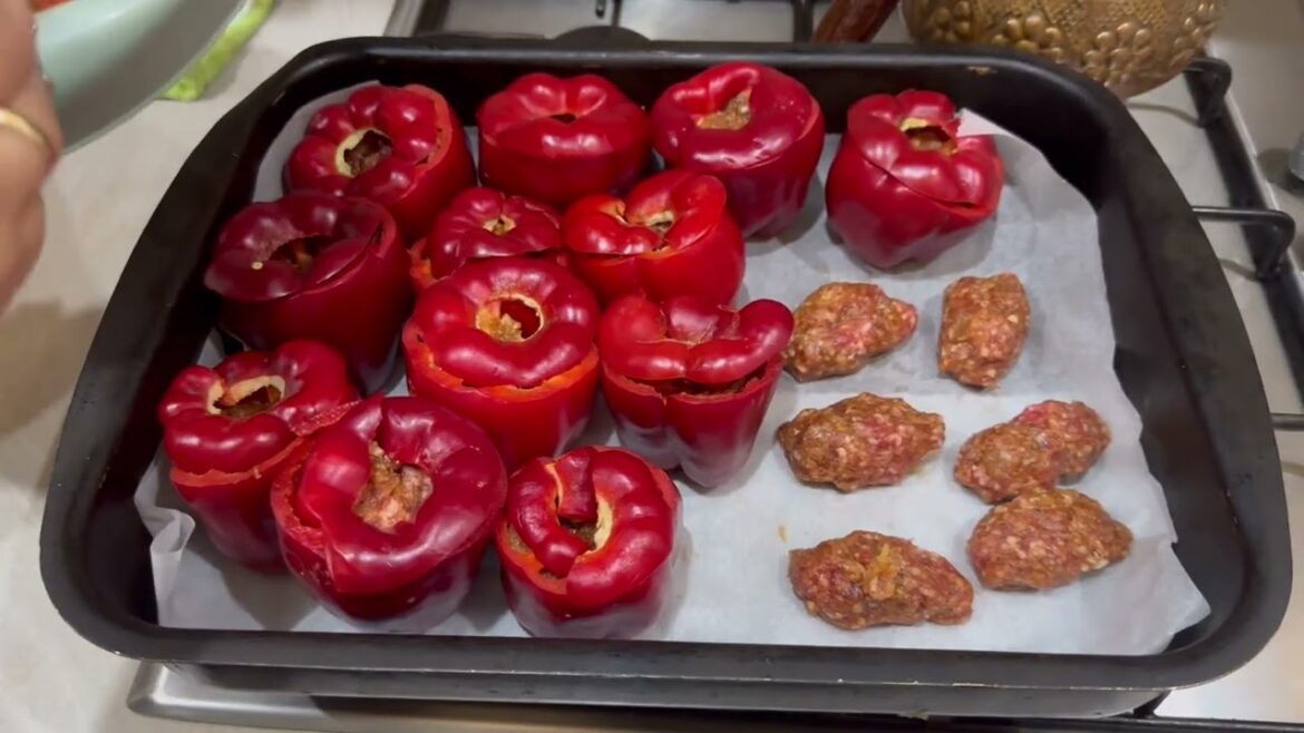 KOFTELI BIBER DOLMASI