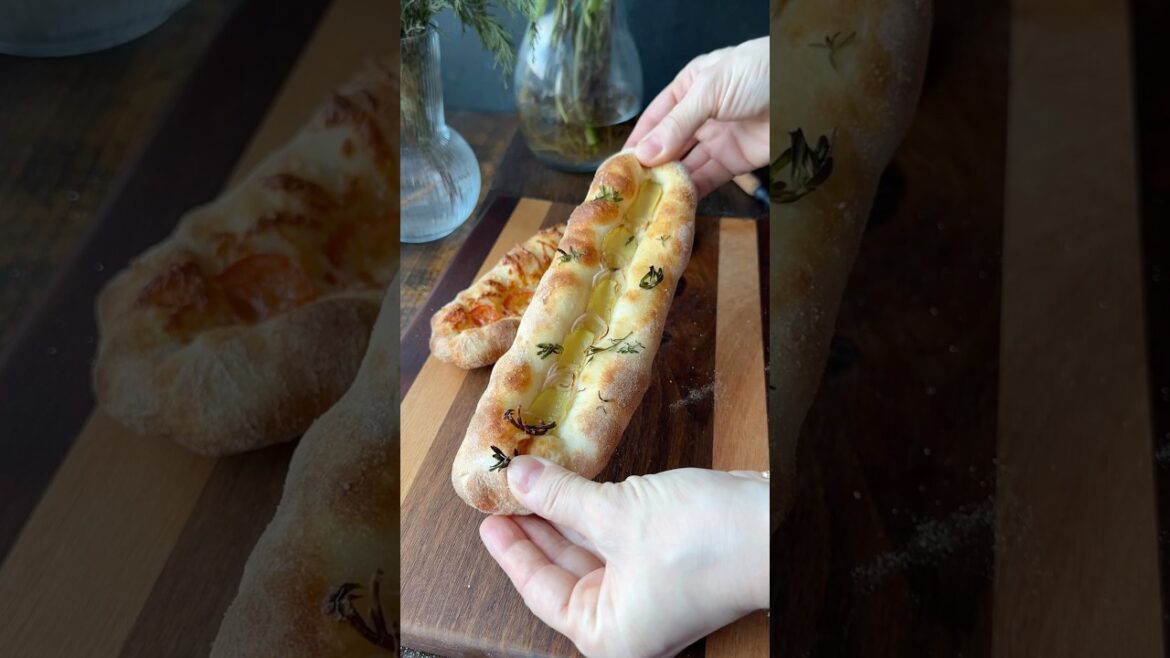 Patatesli Peynirli Focaccia Pide #cheese #potato #focaccia #bakery #turkish #sakaryaekşimaya Patatesli Peynirli Focaccia Pide #cheese #potato #focaccia #bakery #turkish #sakaryaekşimaya