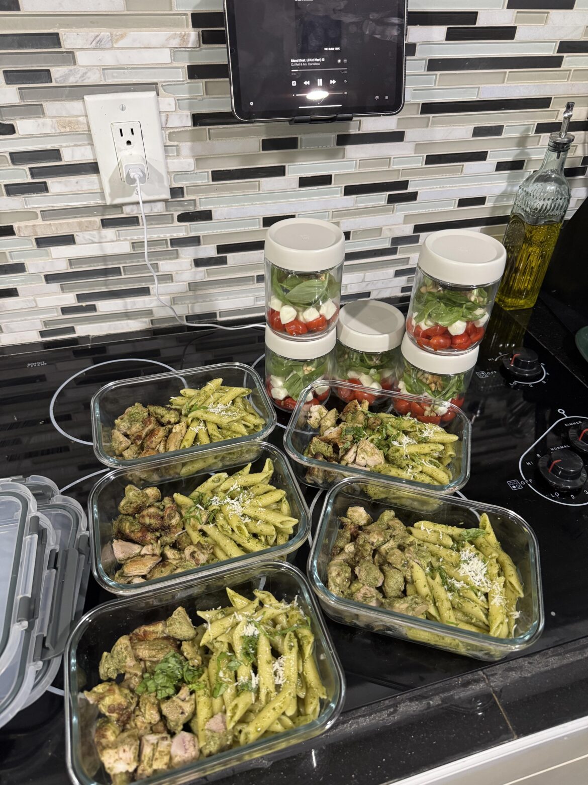 Back at it again, Pesto Penne Chicken Pasta
