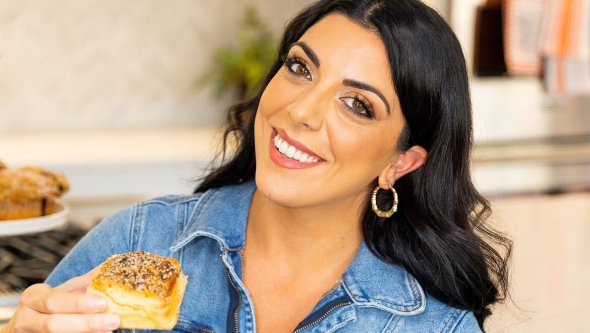 Chef Danielle Sepsy shares recipes, comedy and her Italian-American heritage on TikTok Chef Danielle Sepsy shares recipes, comedy and her Italian-American heritage on TikTok
