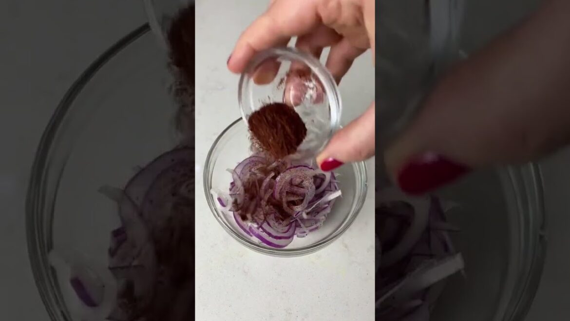 Turkish Sumac Onions. #mediterraneanrecipe #saladrecipe #onion #onionsalad #turkish #turkishfood