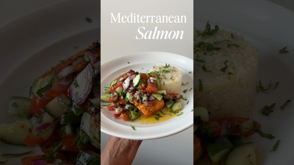 Mediterranean salmon with cucumber salad hits every time! What’s your go-to lazy meal? #quickmeals