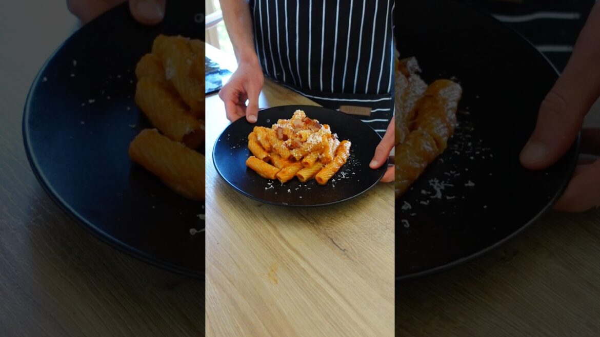 Pasta with Roast Bell Peppers and Pancetta! Pasta with Roast Bell Peppers and Pancetta!